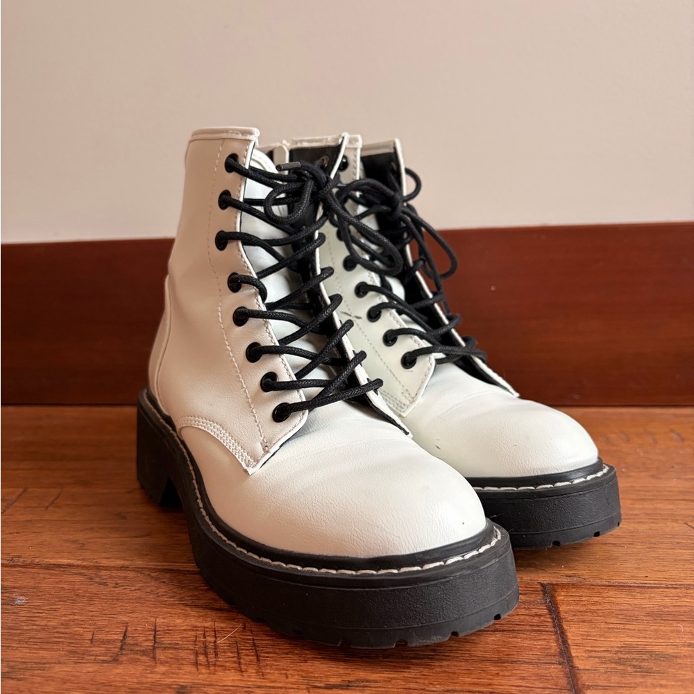 Steve Madden White Combat Boots with Black Laces